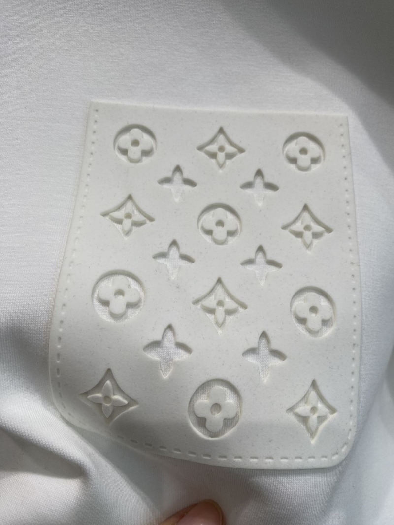 l0vis Vvtt0n t-shirt